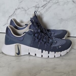 Nike Women's Free Metcon 5 Workout Sneakers Shoes Diffused Blue Size 9